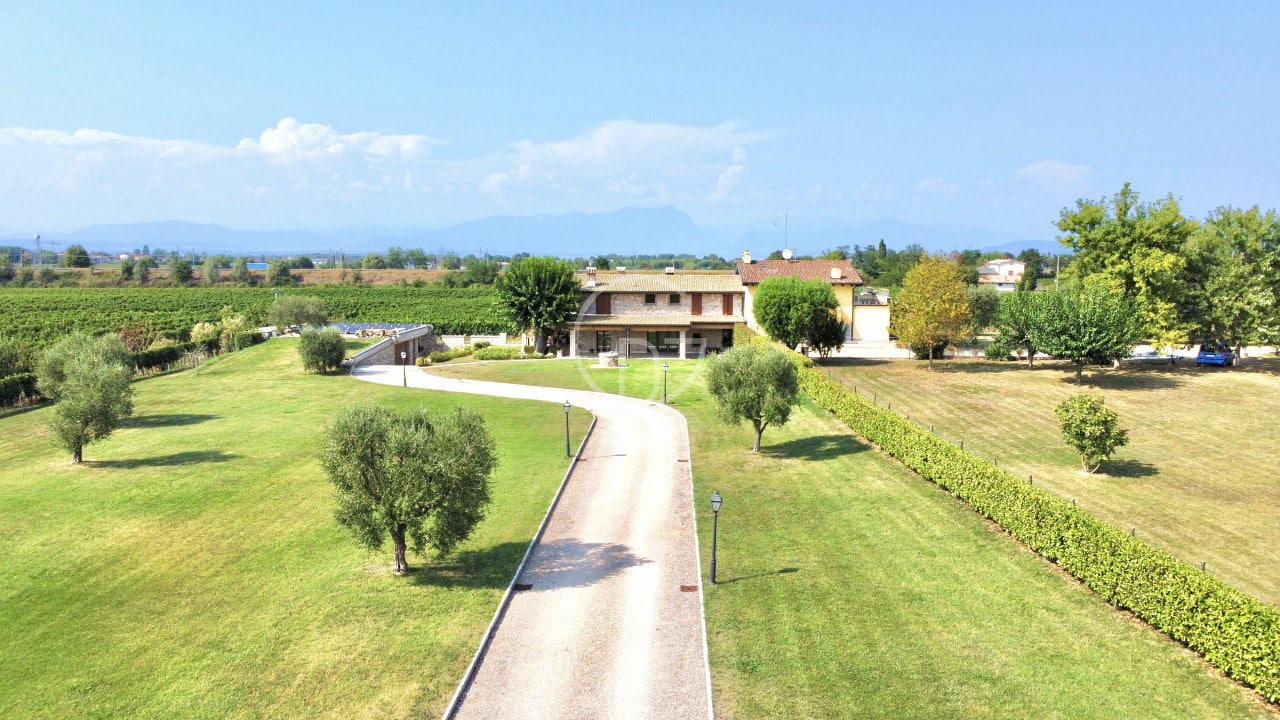 Vendita ville e appartamenti