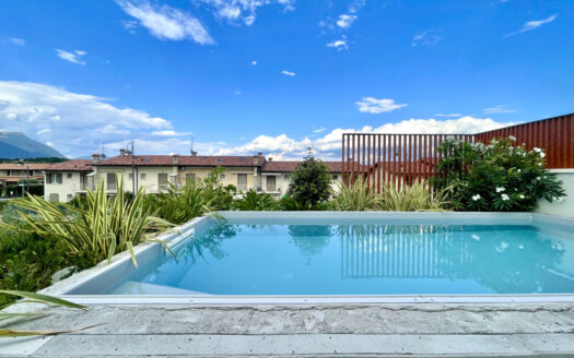 Esclusive e moderne Bifamiliari A4 con solarium e piscina riscaldata
