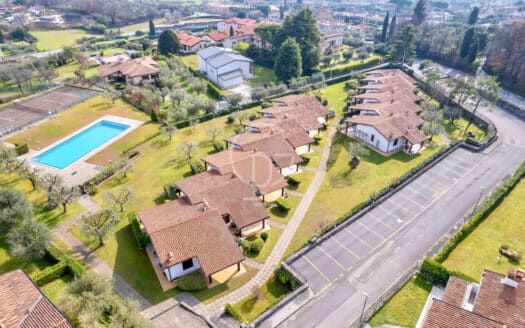 Appartamento semi-indipendente con vista lago a soiano del lago