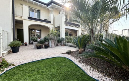 Villino schiera in residence di recente costruzione