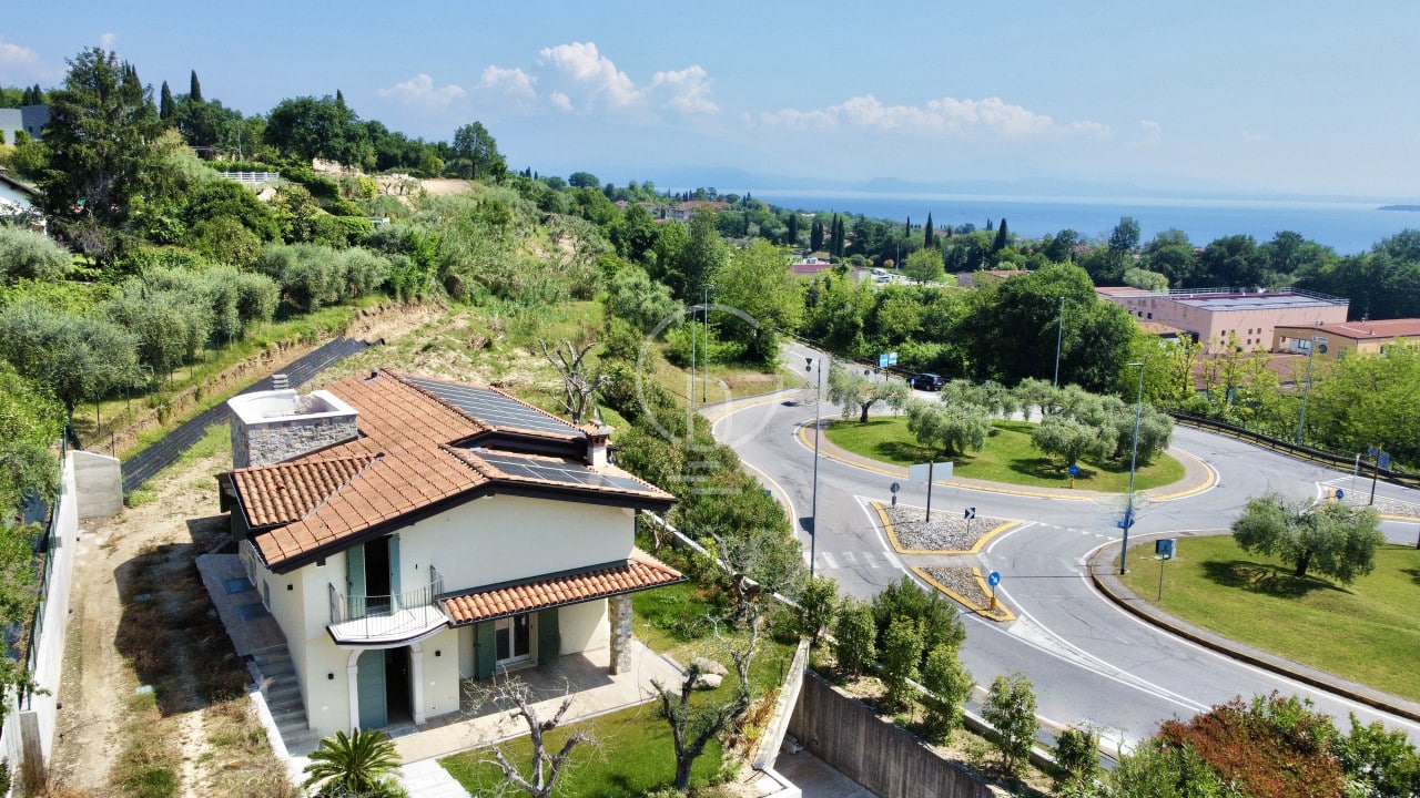 Vendita ville e appartamenti
