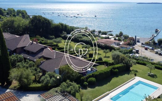 Appartamento con ampia vista lago a moniga del garda