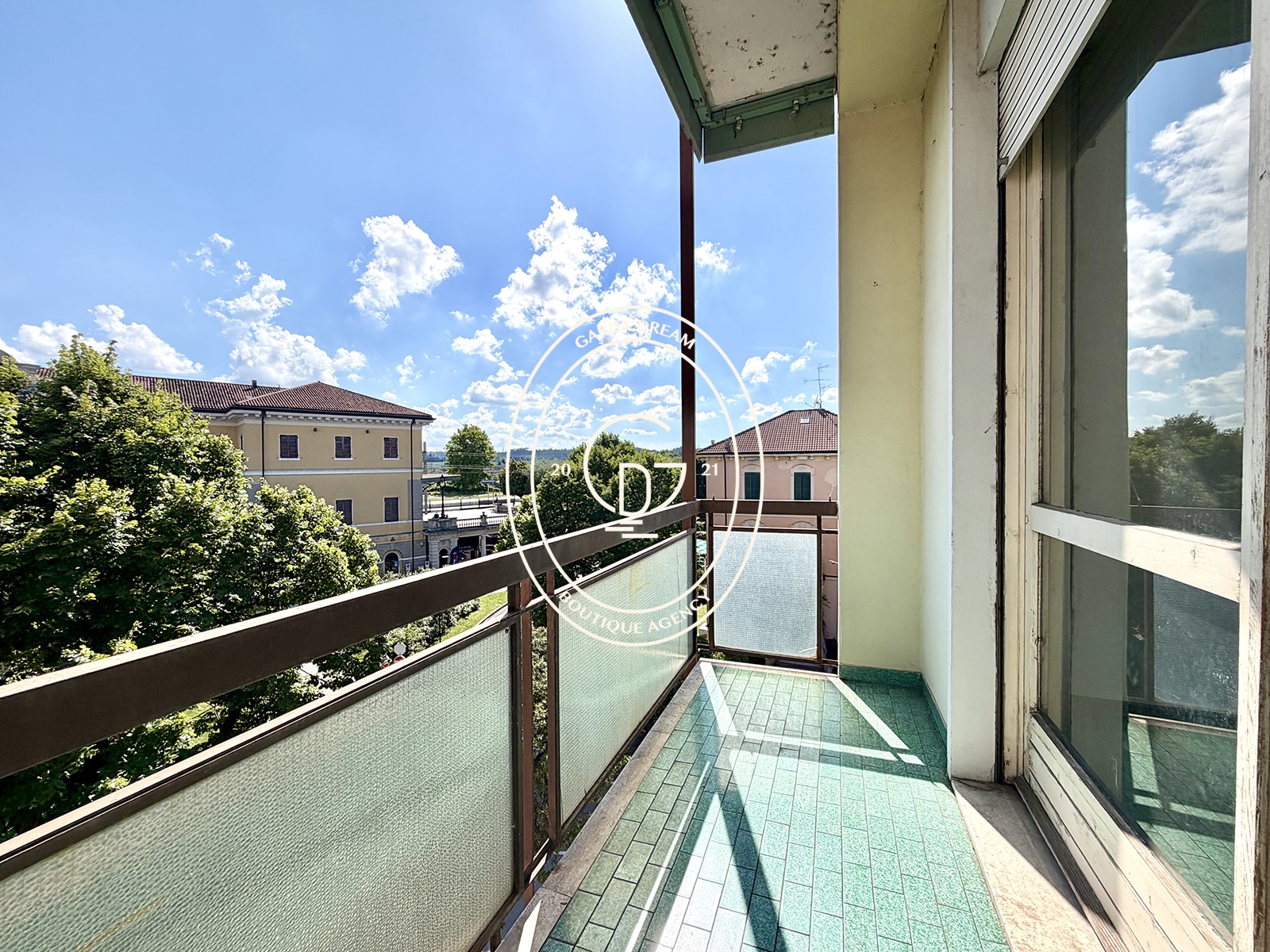 Appartamento a desenzano del garda