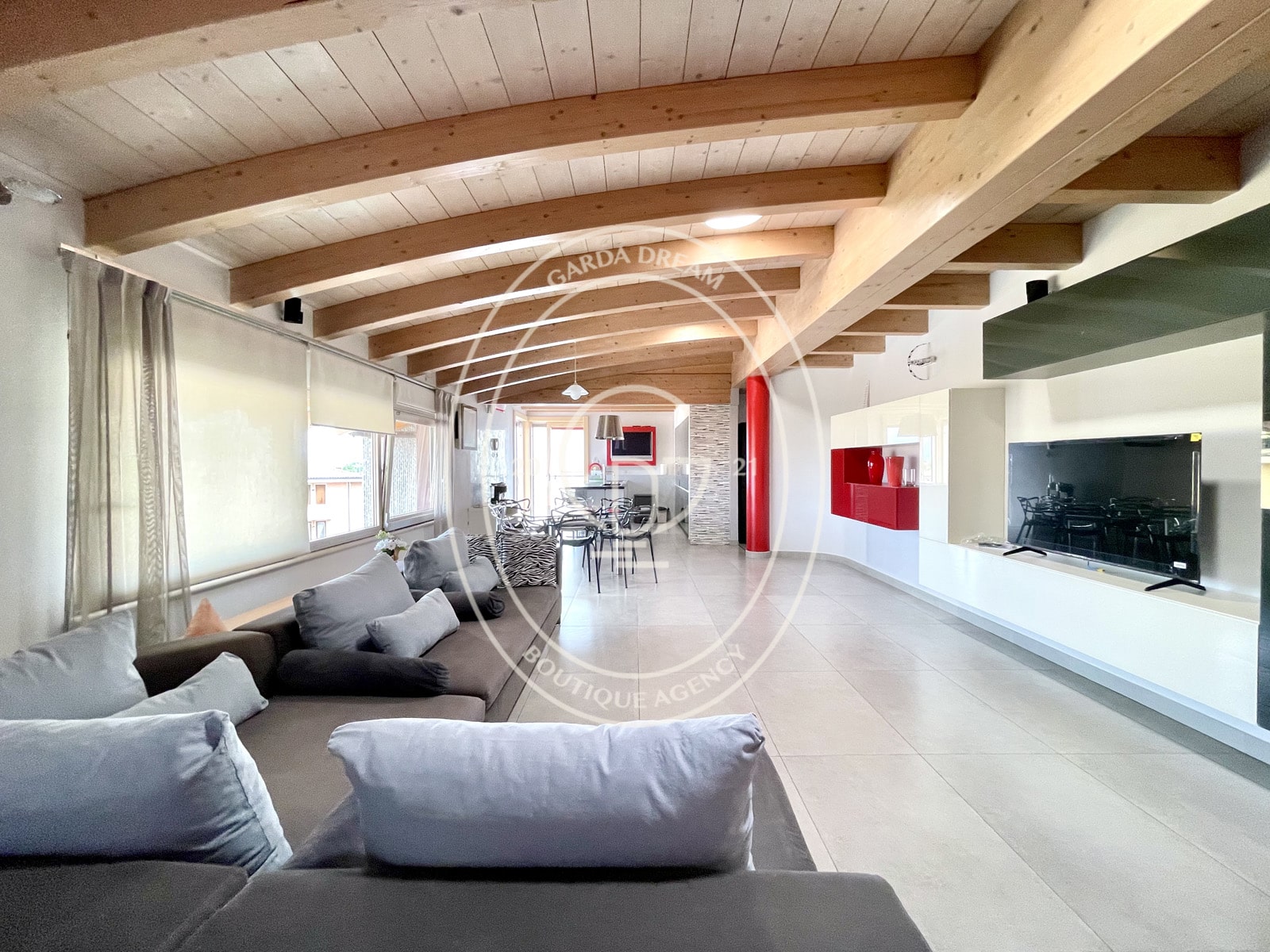 Penthouse terrasse pool zentrum desenzano 24